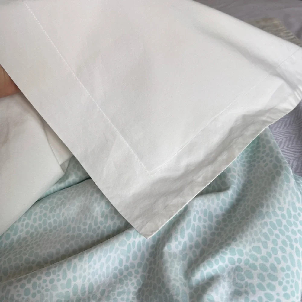 John Matouk Egyptian Cotton Twin Size Flat Sheet + 2 Standard Pillowcases Set